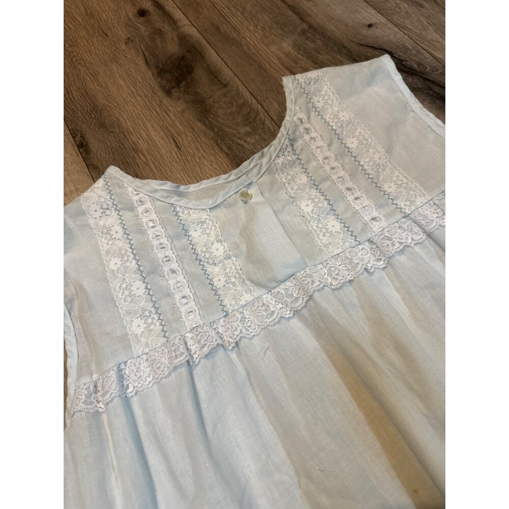 Vintage Gilead Lingerie Nightgown 1X Blue Lace Trim Sleeveless 50% Polyester 50%